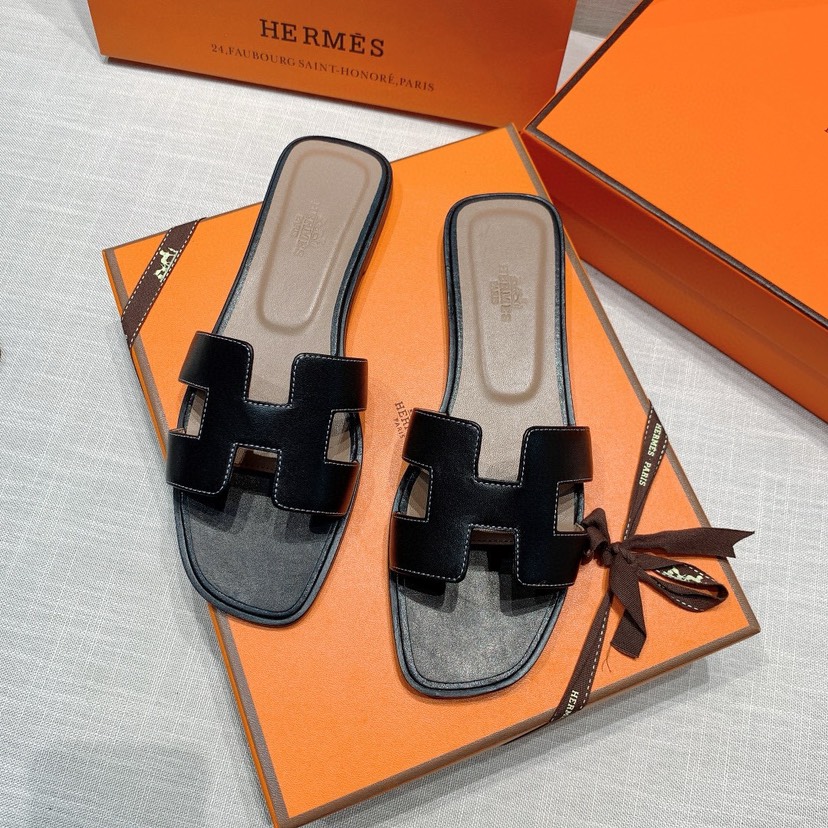 Hermès-leather slippers