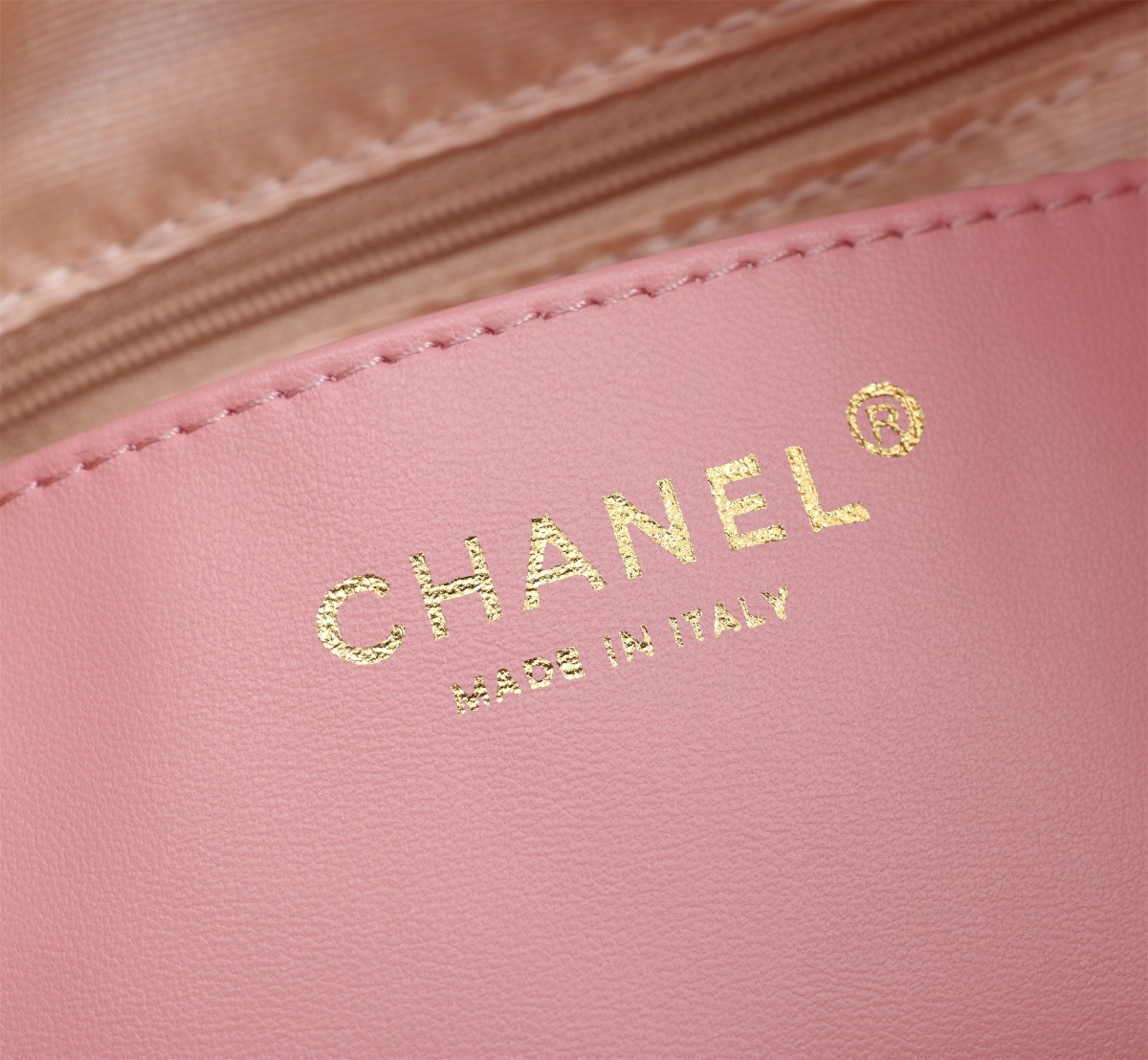 Chanel-24p hobo bag