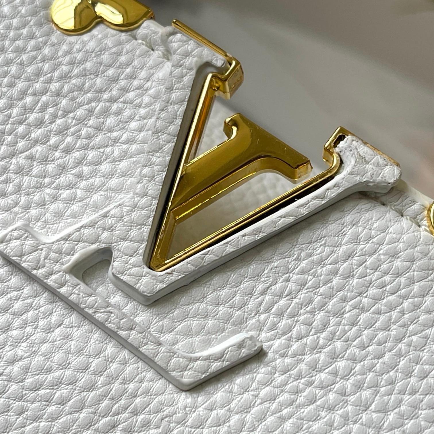 LV-capucines large handbag