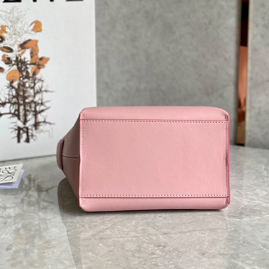 LOEWE-cubi