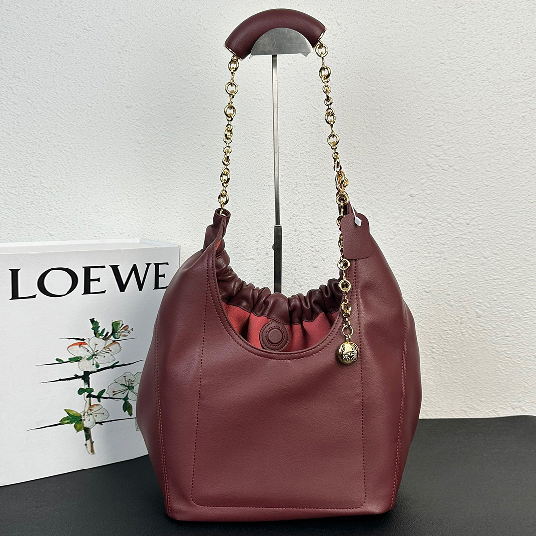 LOEWE-squeeze