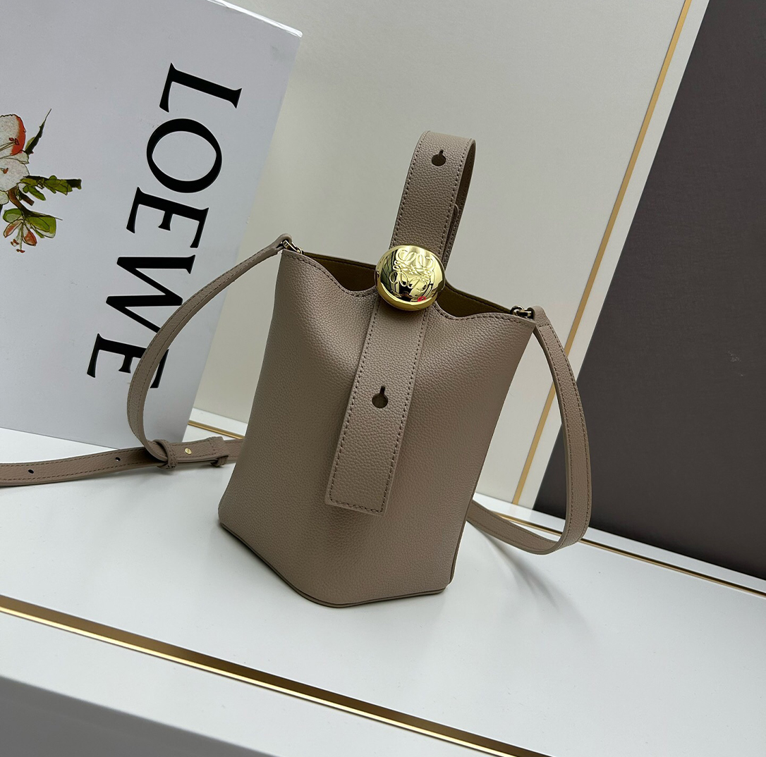 LOEWE-pebble bucket