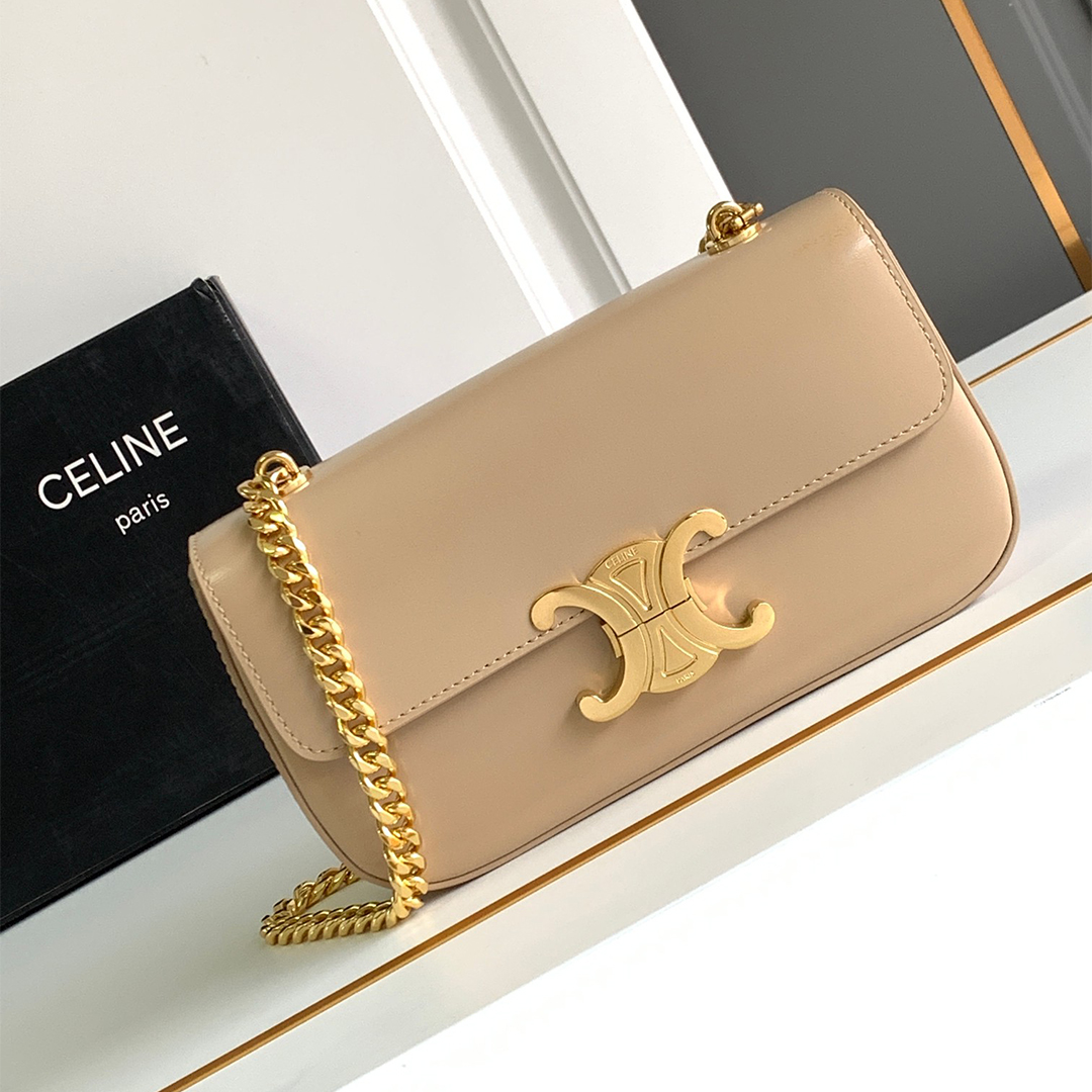 Celine-triomphe
