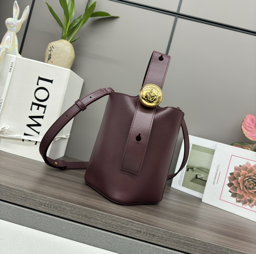 LOEWE-pebble bucket