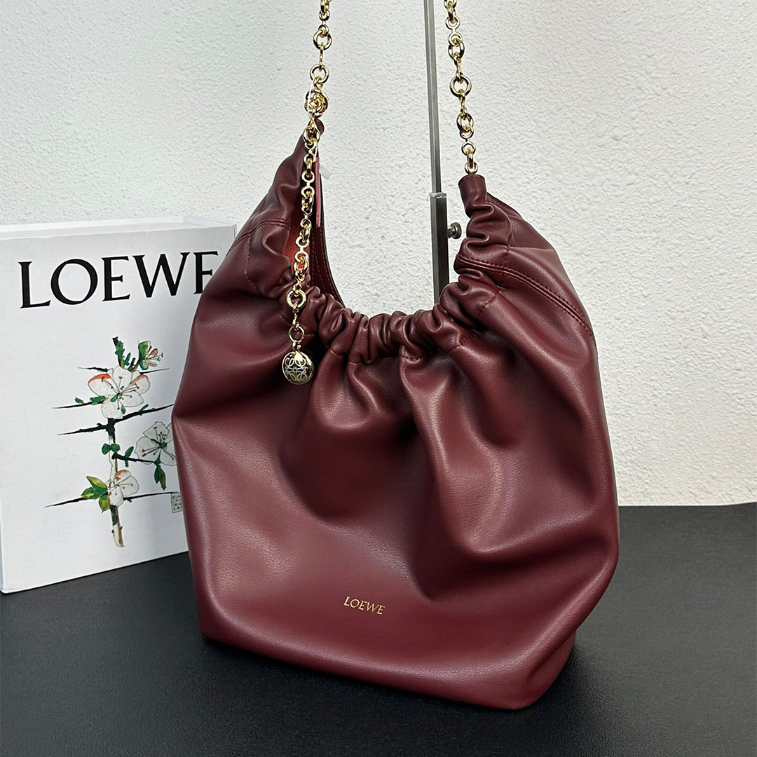 LOEWE-squeeze