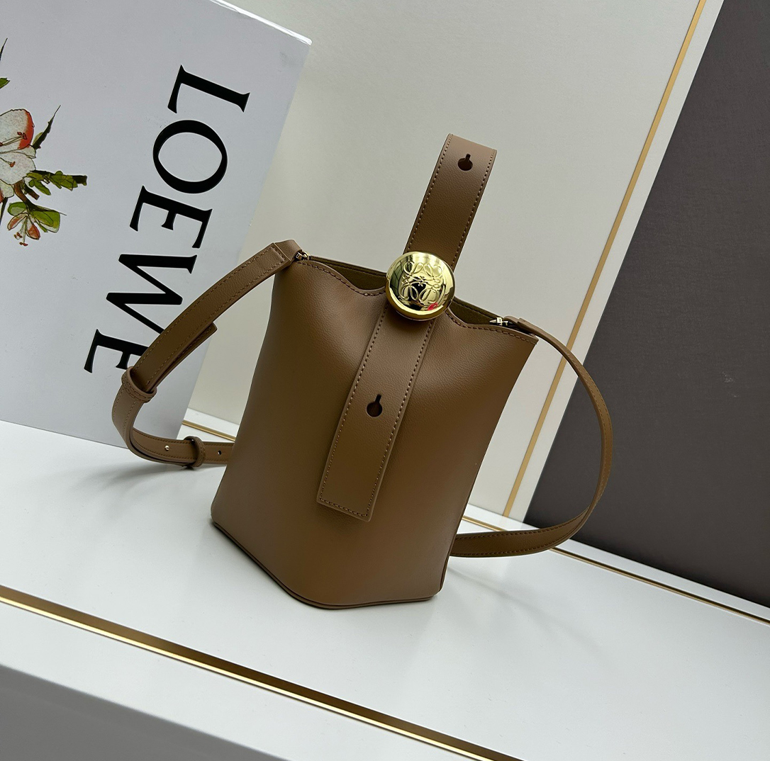 LOEWE-pebble bucket