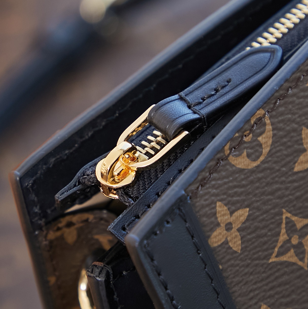 LV-Trunk Clutch