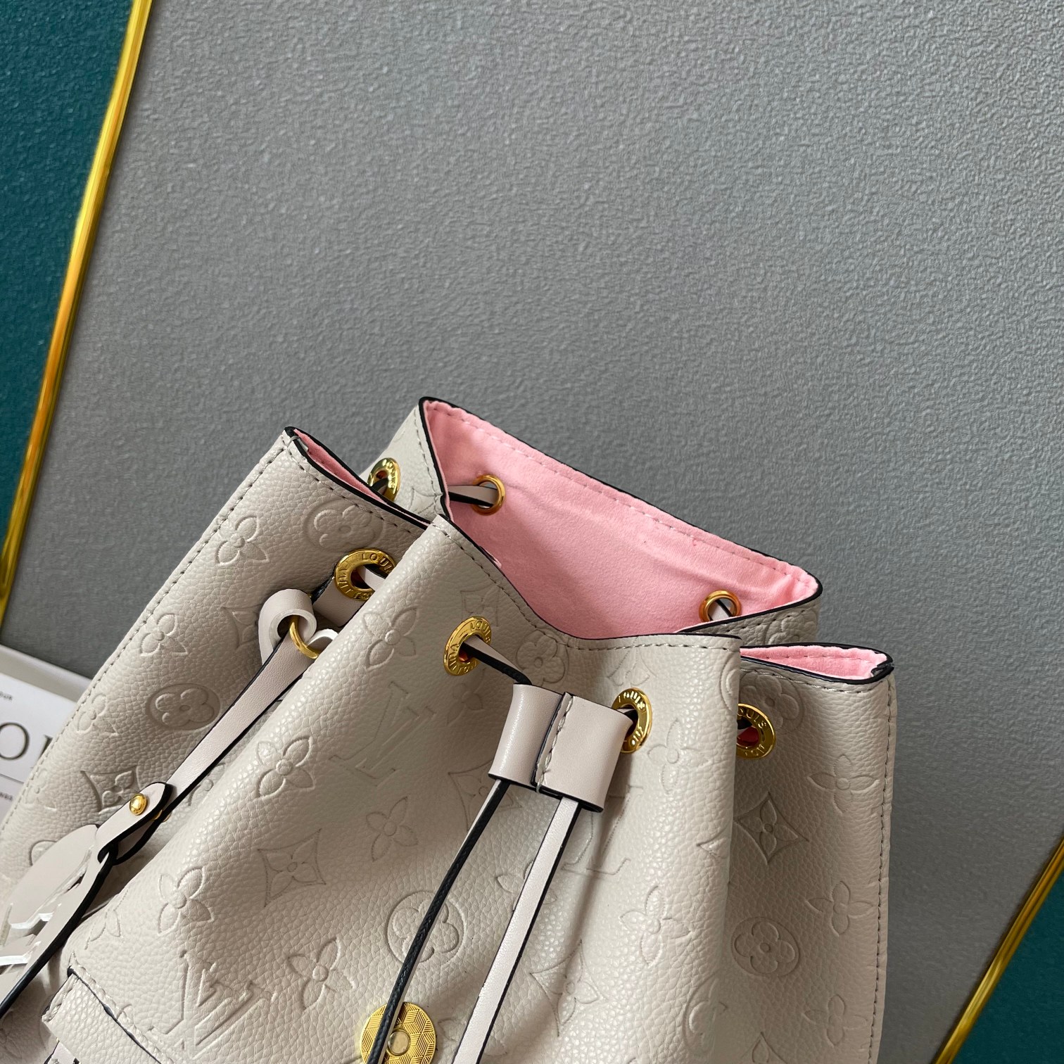 LV-montsouris