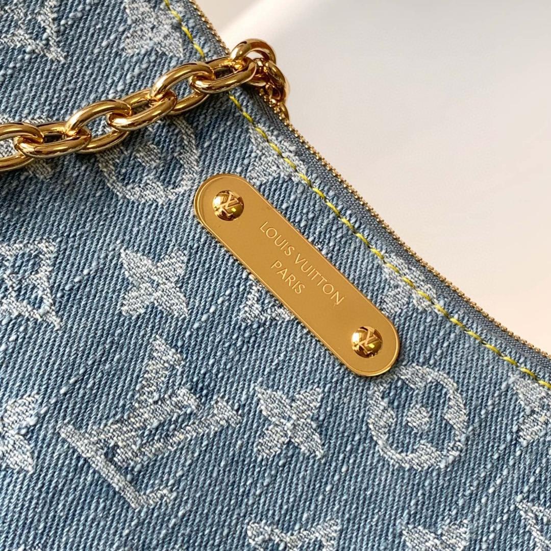 LV- Monogram