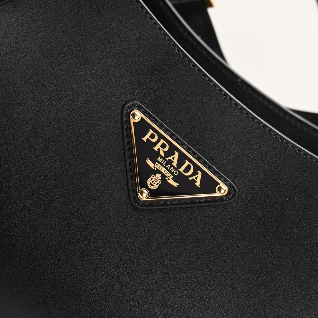 Prada-Tote bag