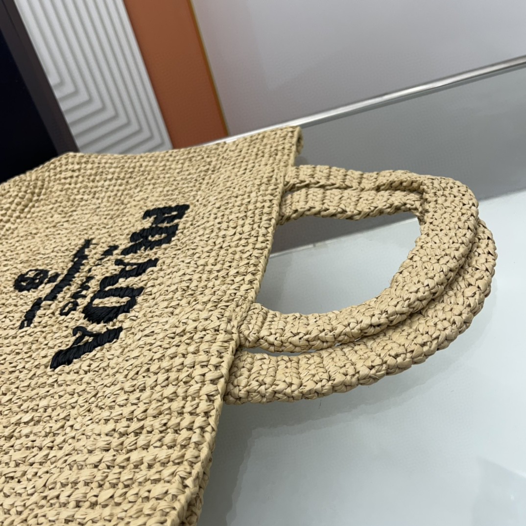 Prada-Tote bag