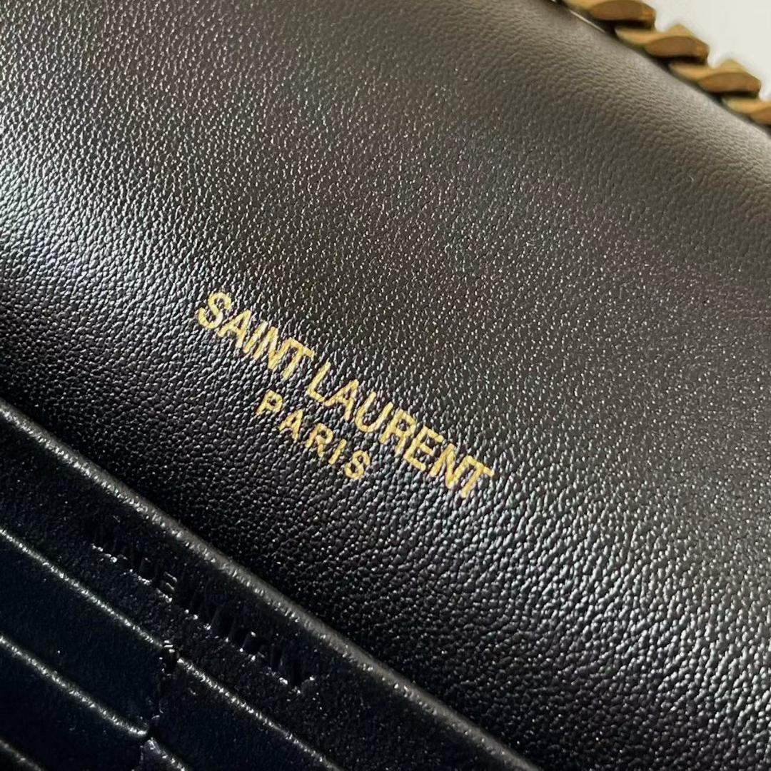 YSL-LE CASSANDRE MATELASS É CAR