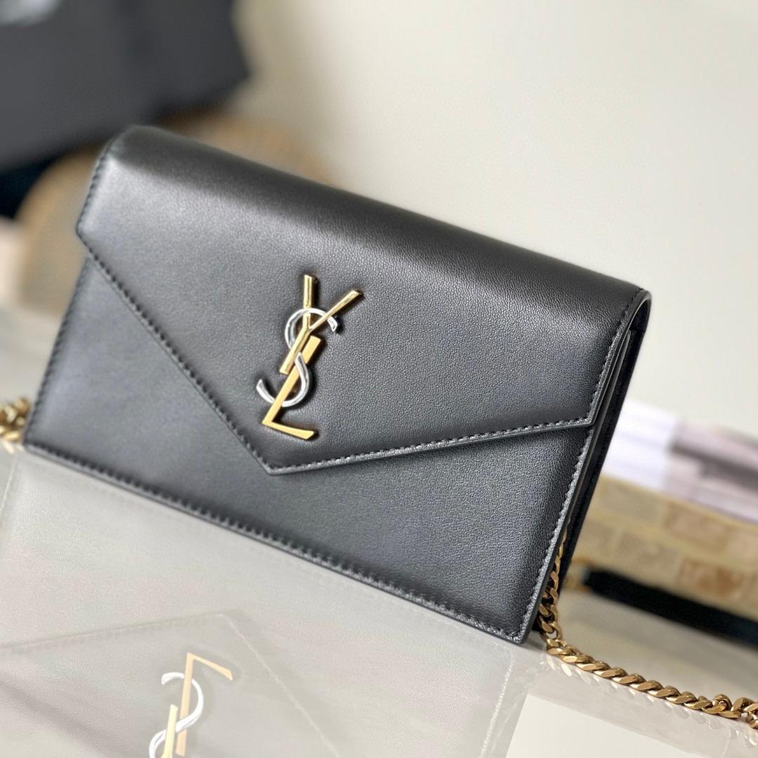 YSL-LECASSANDRE