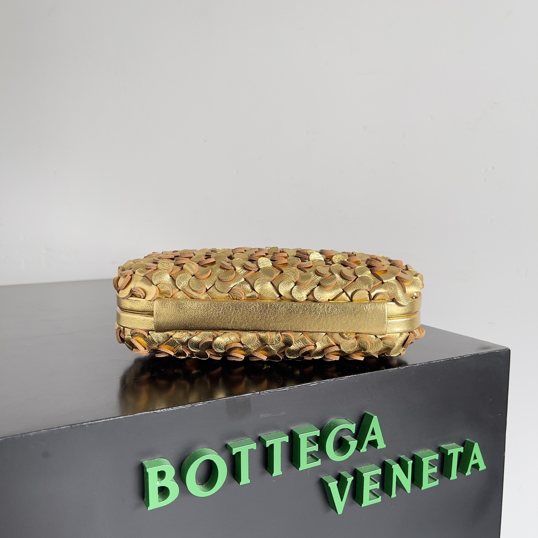 BV-Metallic Woven Evening Bag