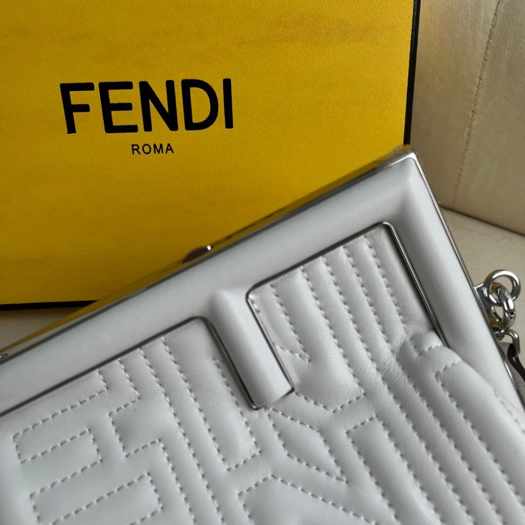 FENDI-𝐅𝐢𝐫𝐬𝐭