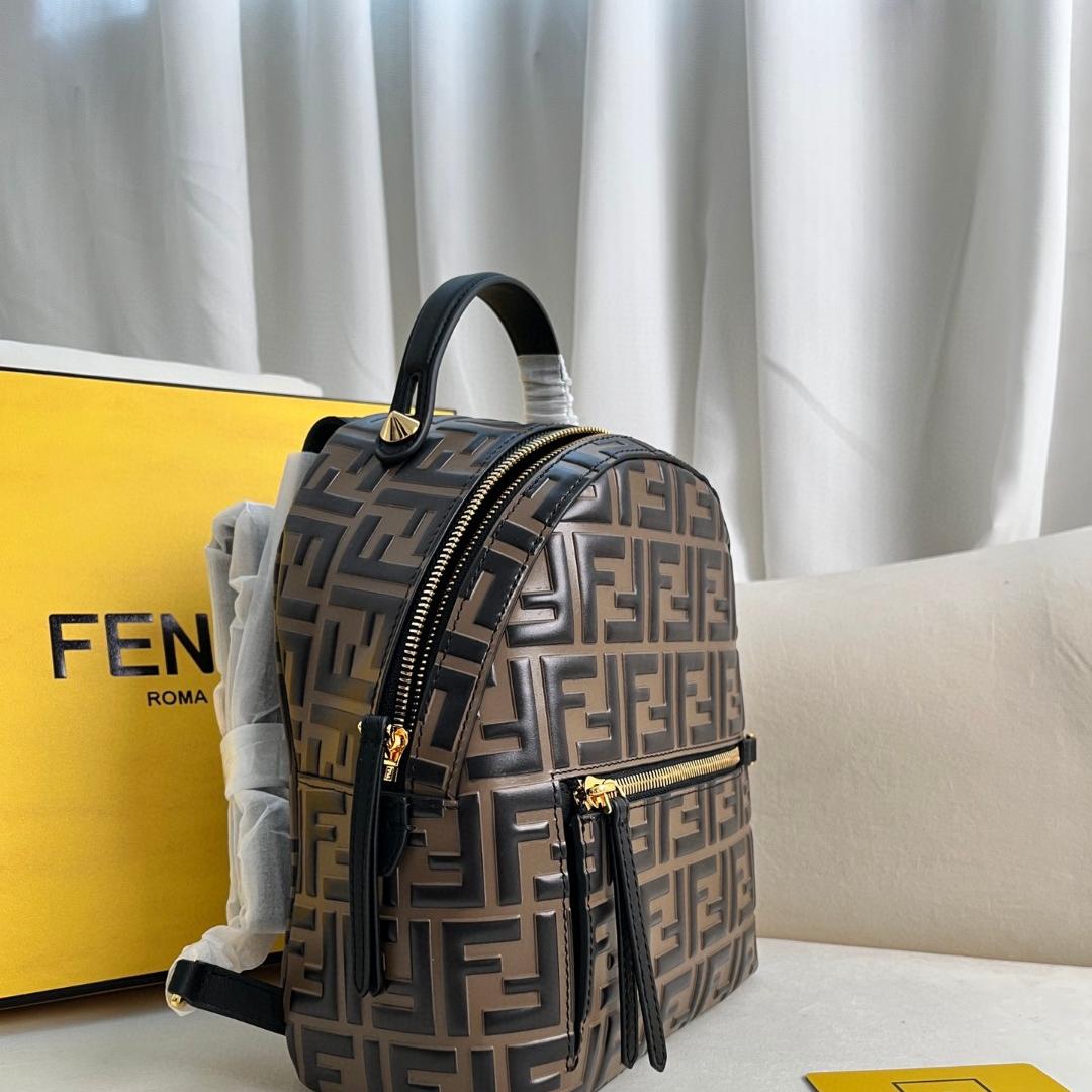 FENDI-FF embossing