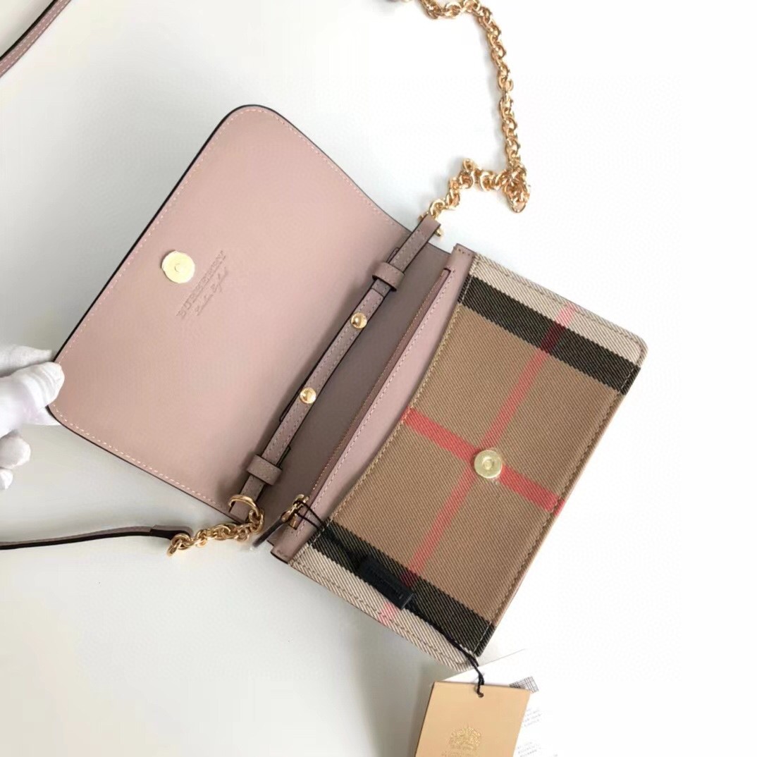 Burbuerry- house check wallet