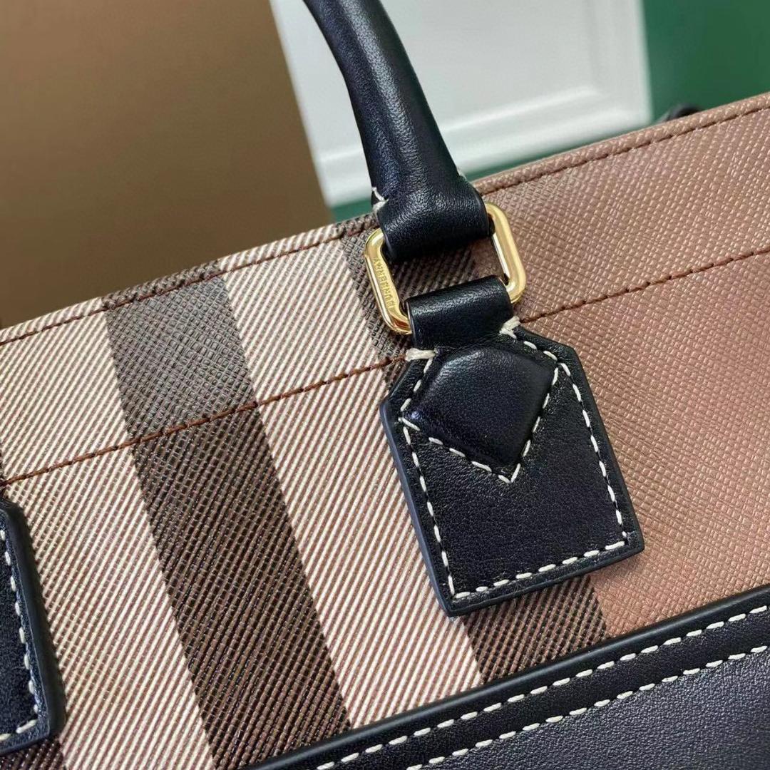 Burbuerry- Freya Tote Bag