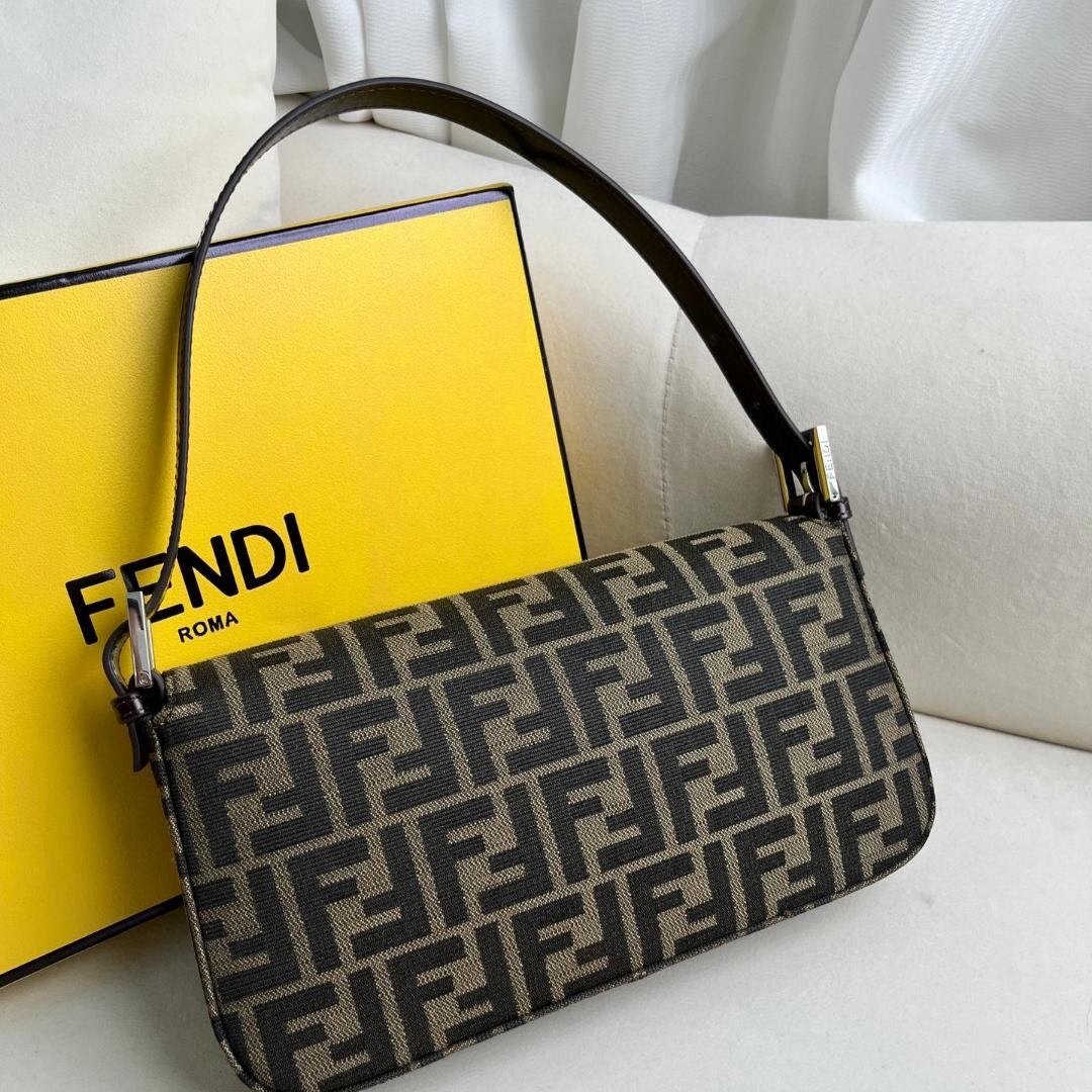 FENDI- Baguette Shoulder Carrying Crossbody Bag