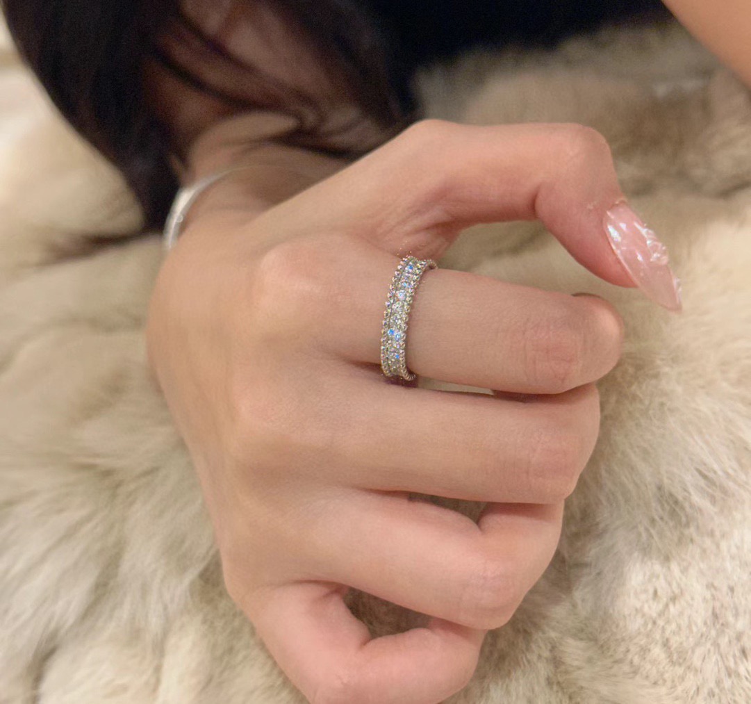 Van Cleef & Arpels Ring