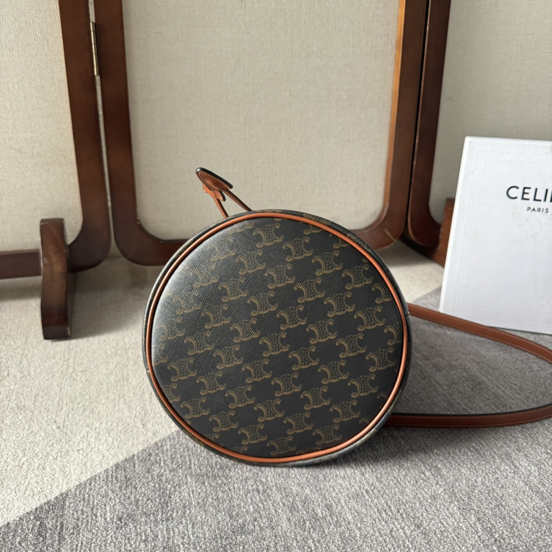Celine-Bucket bag