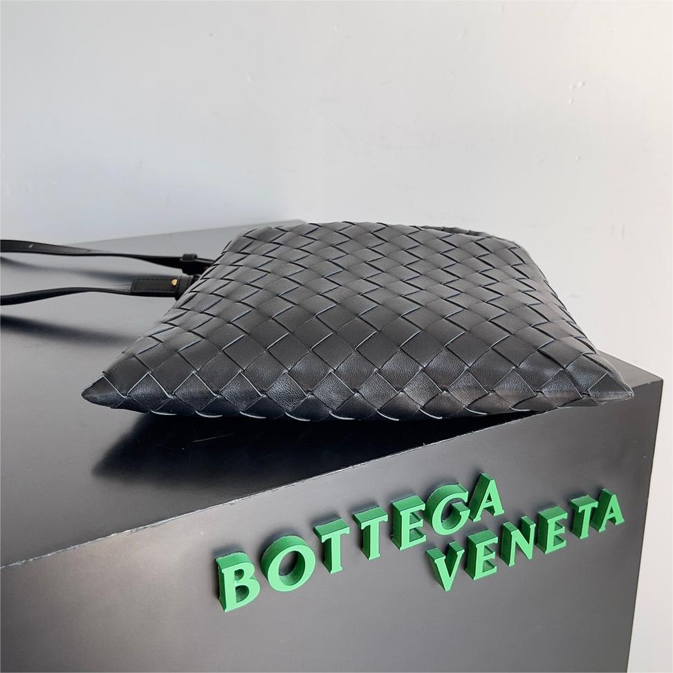 Bottega Veneta-Mini Hop Crossbody Bag