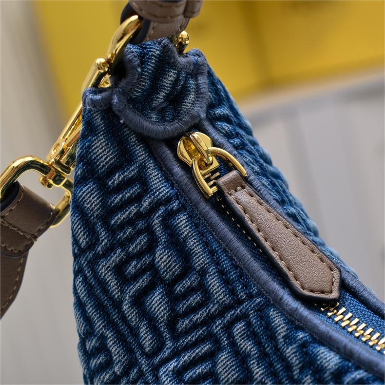 Fendi-Praphy Underarm Bag