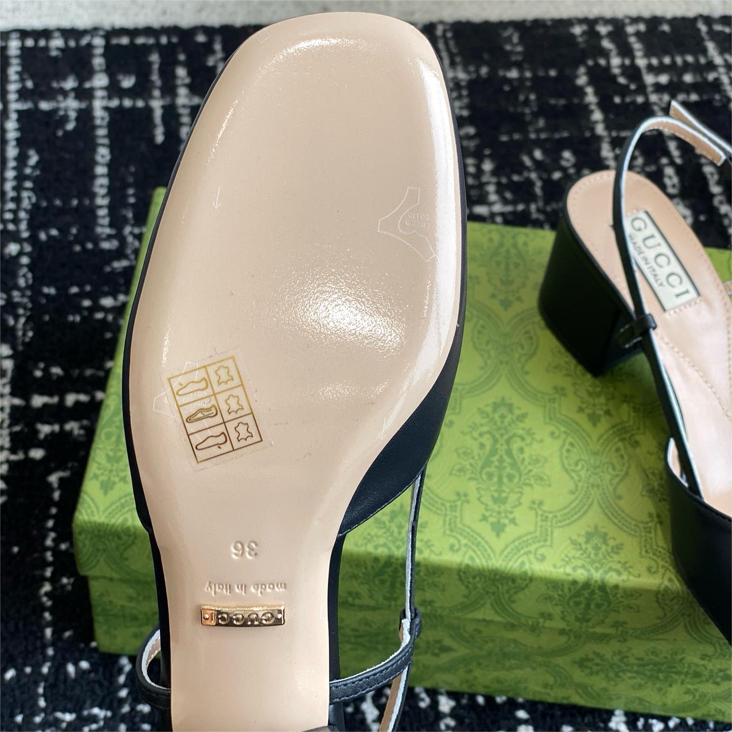 Gucci-New Horseneck Buckle back empty sandals