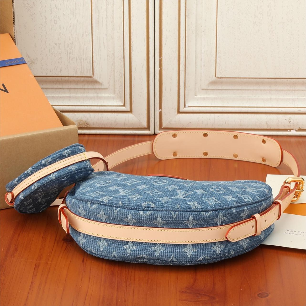 Lv-Croissant Medium Denim Handbag