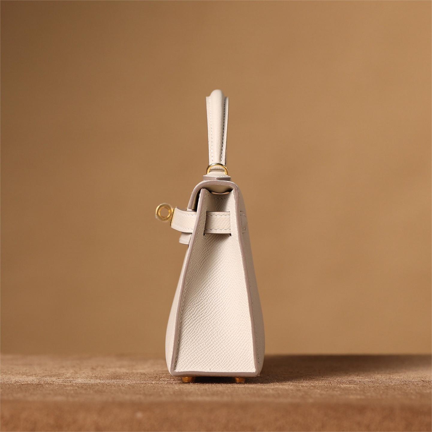 Hermes-Mini Kelly Milk Shake Platinum Buckle Bag