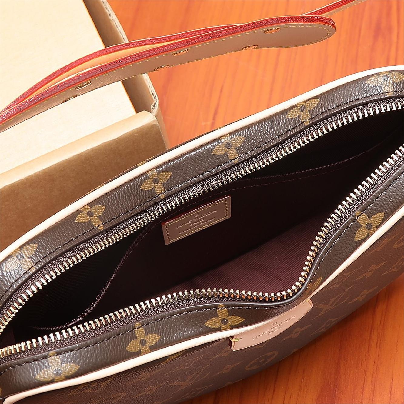 LV-Croissant Medium Handbag