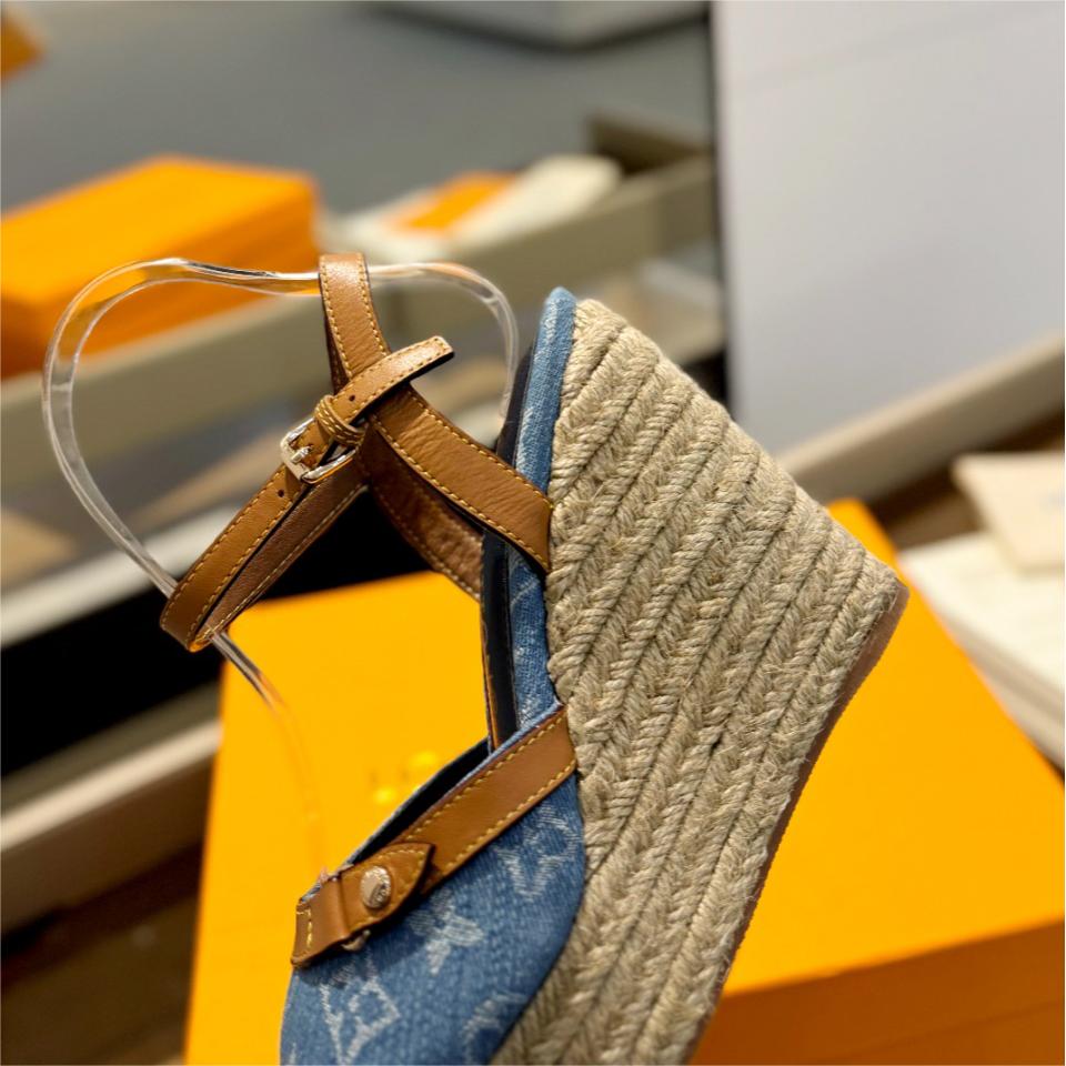 LV-2024 Latest Runway Style Thick Soled Hemp Rope Sandals