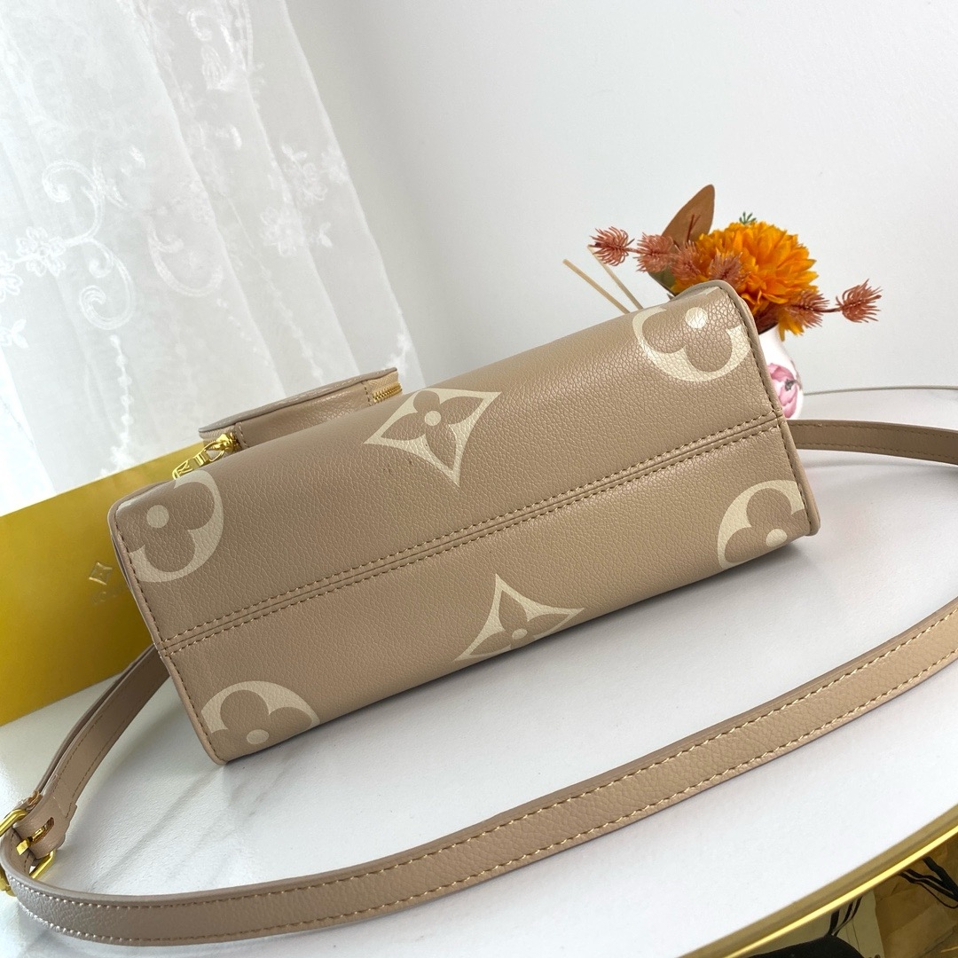 LV-Monogram onthego