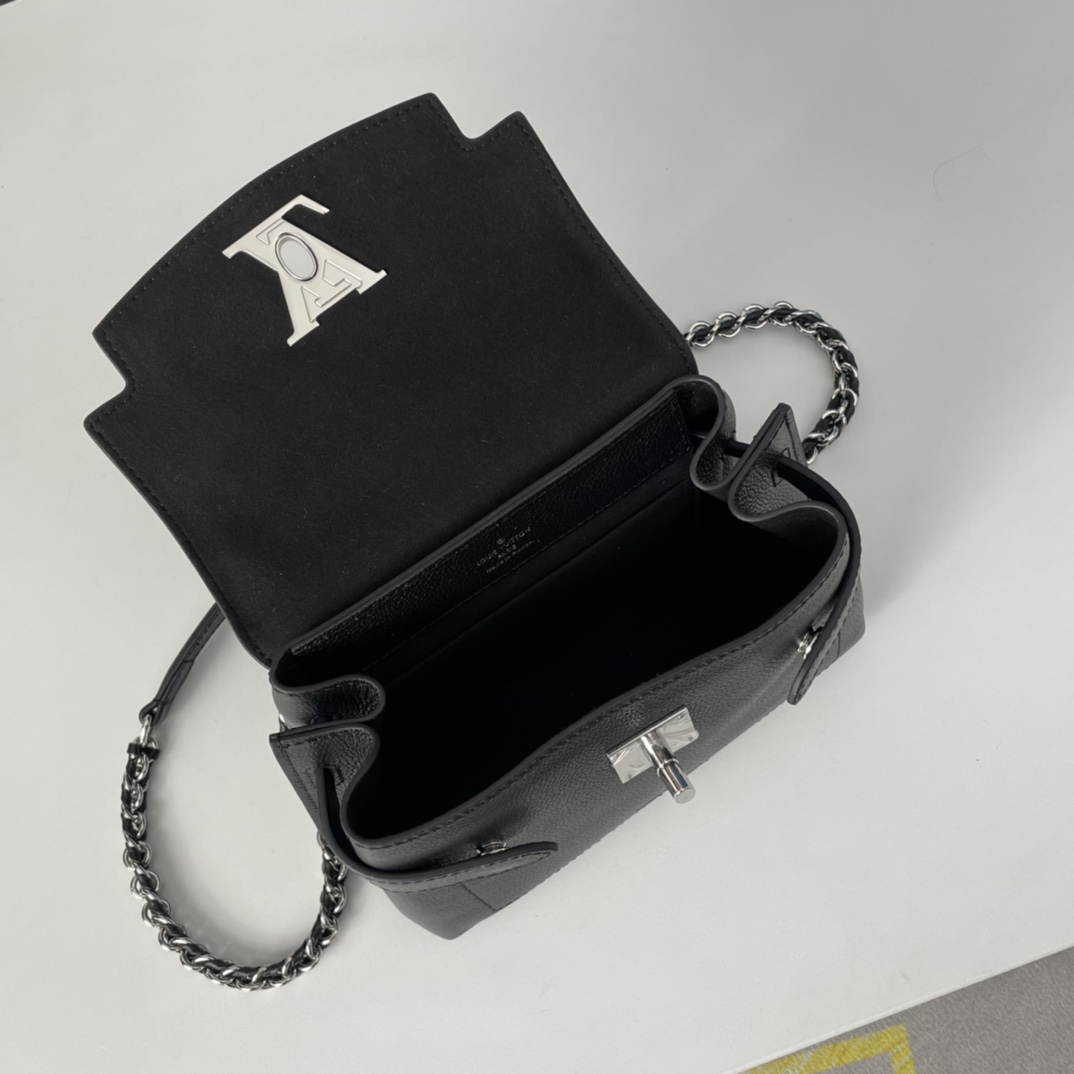 LV-LOCKME EVER Mini Black Handbag
