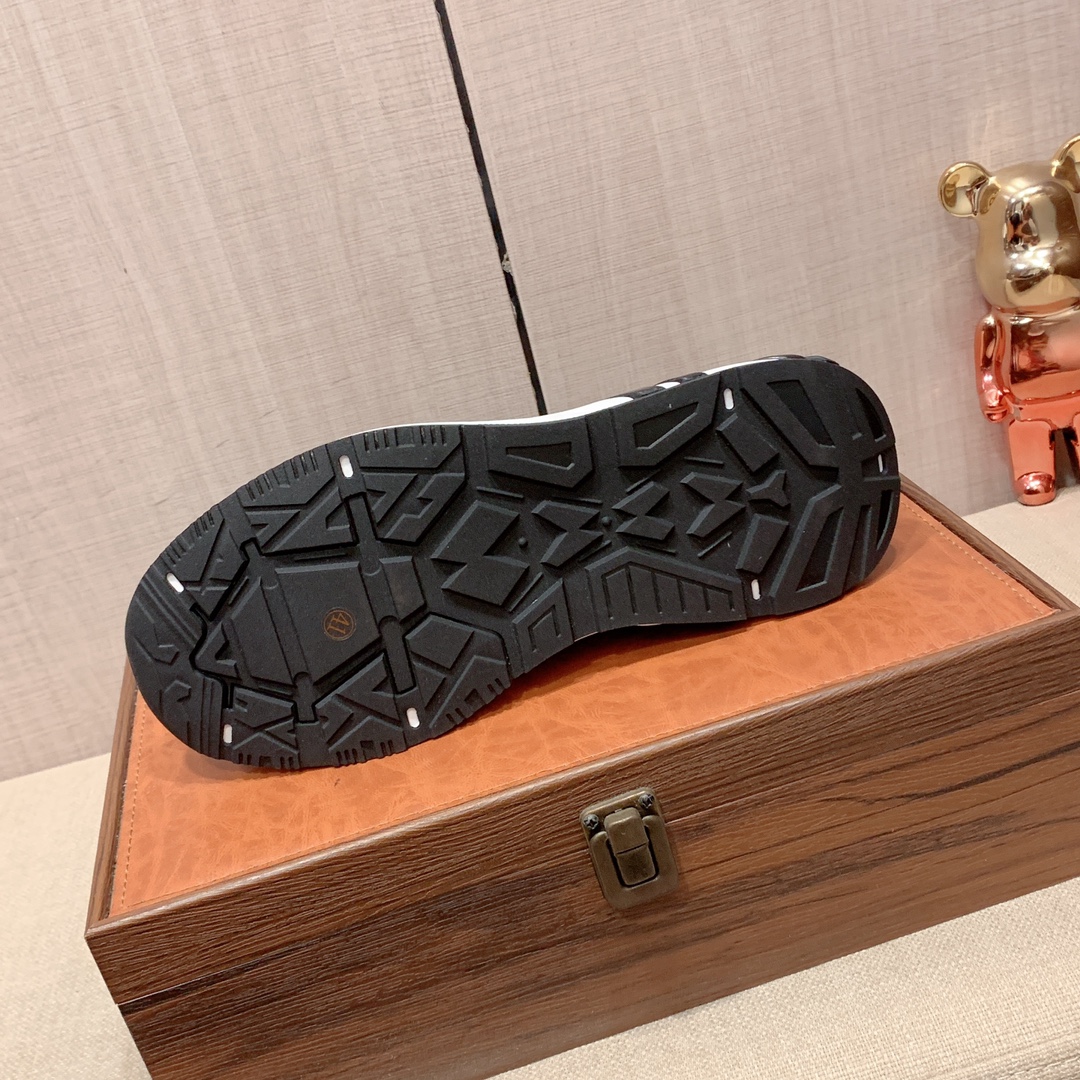 GUCCI-Old flower fabric