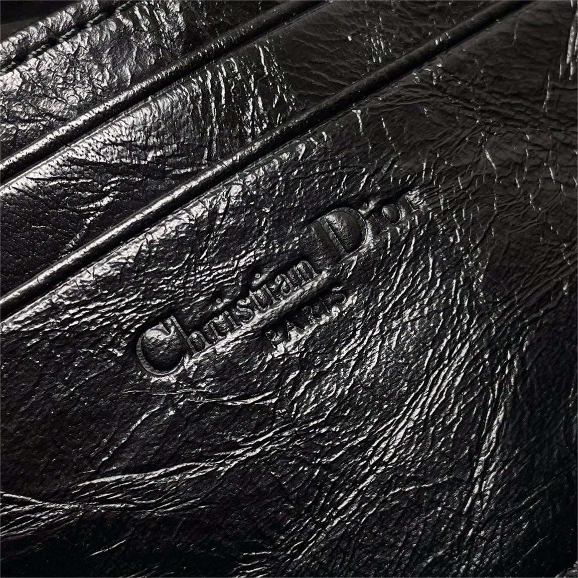 Dior-Hobo chain handbag in black pleated cowhide leather