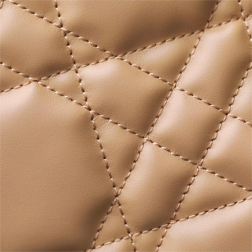 Dior-Medium size Toujours handbag