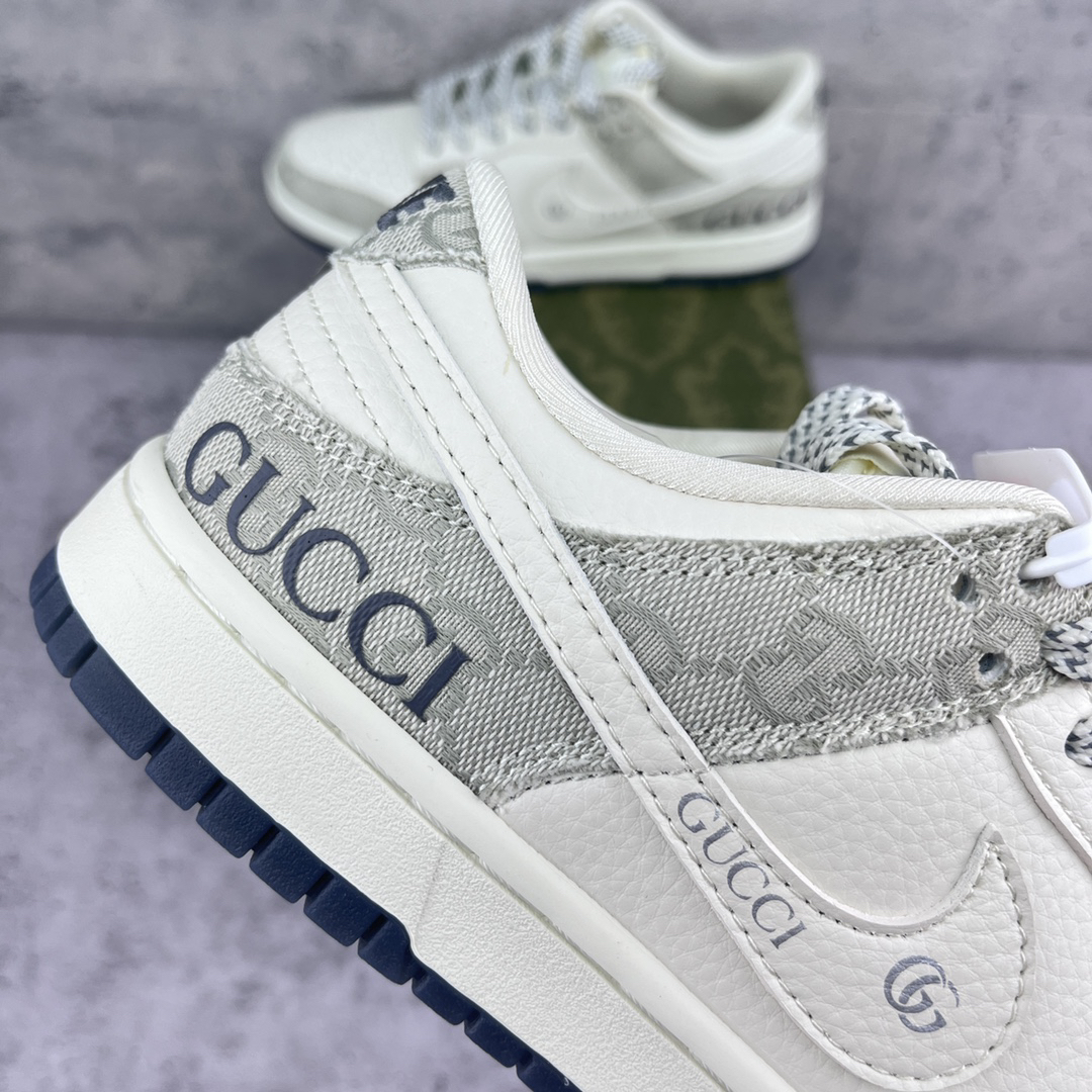 GUCCI-nk sb dunk low supreme