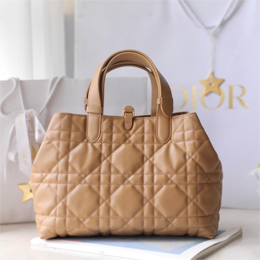 Dior-Medium size Toujours handbag