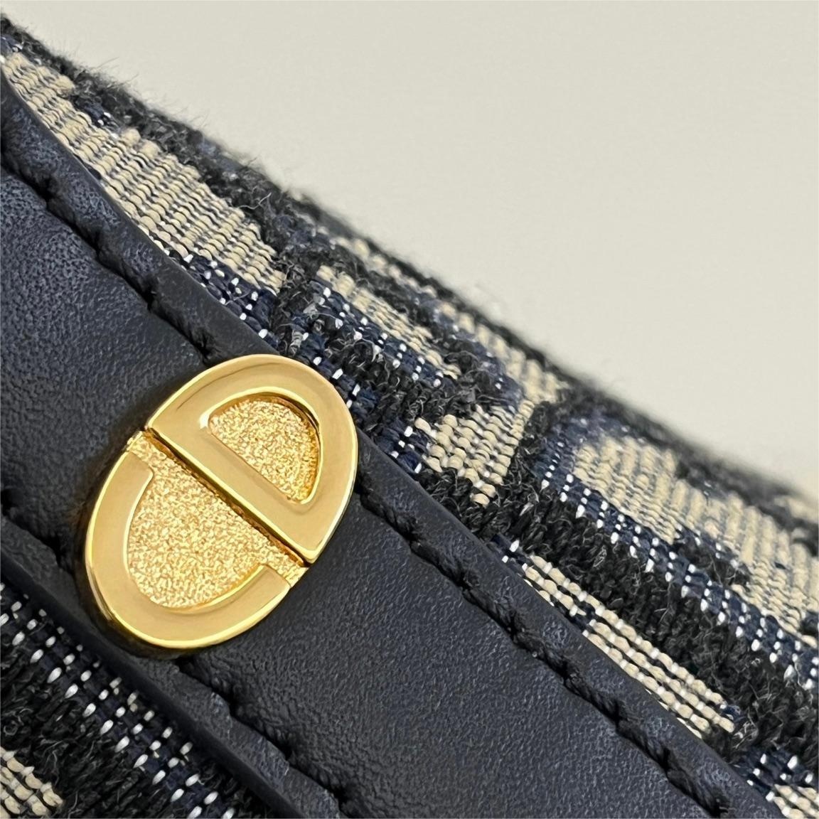 Dior-Hobo chain handbag with blue Oblique print