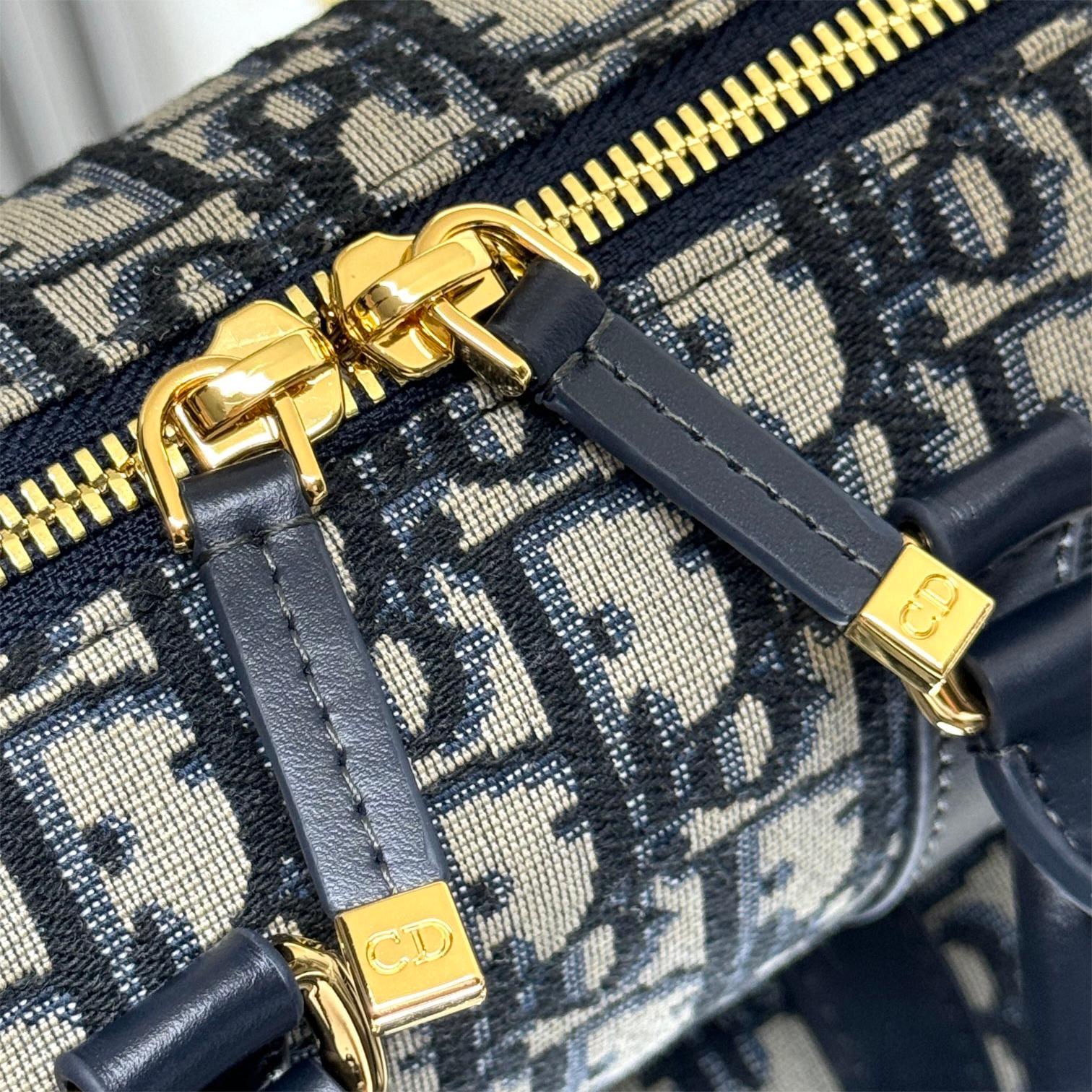 Dior-Groove 16 Mini Handbag with Blue Oblique Print