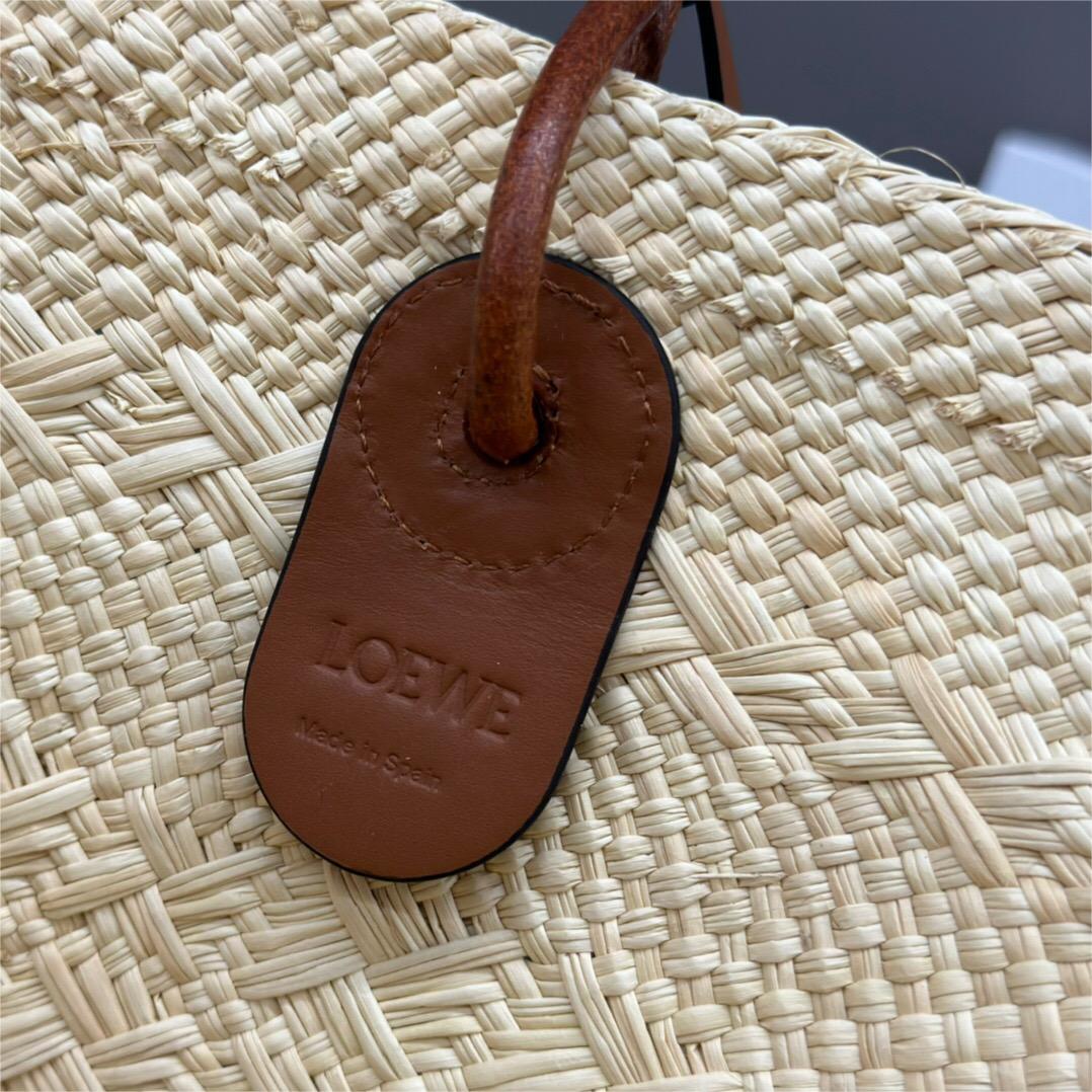 LOEWE-anagram basket