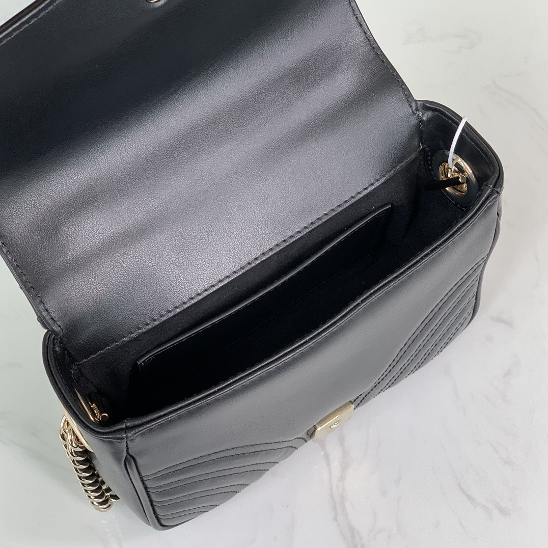 GUCCI-Marmont series black mini handbag