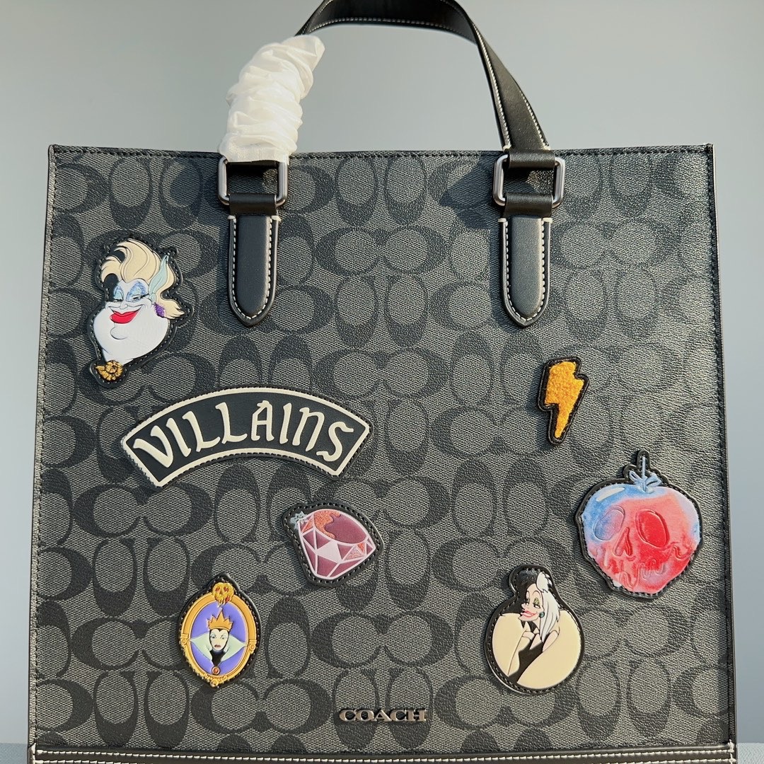 Coach-Disney Co branded Tote hvip88vip