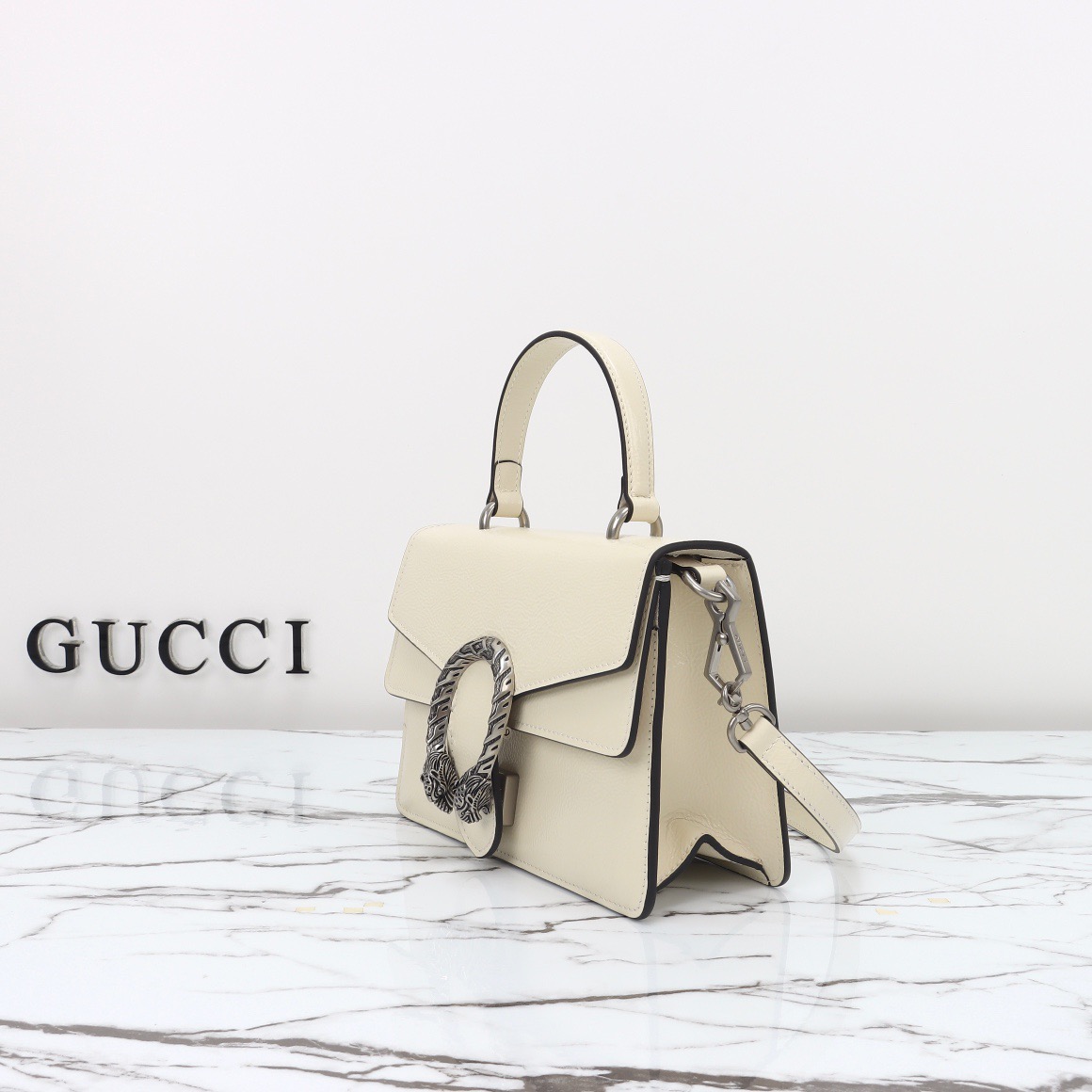GUCCI-Dionysus series mini white handbag