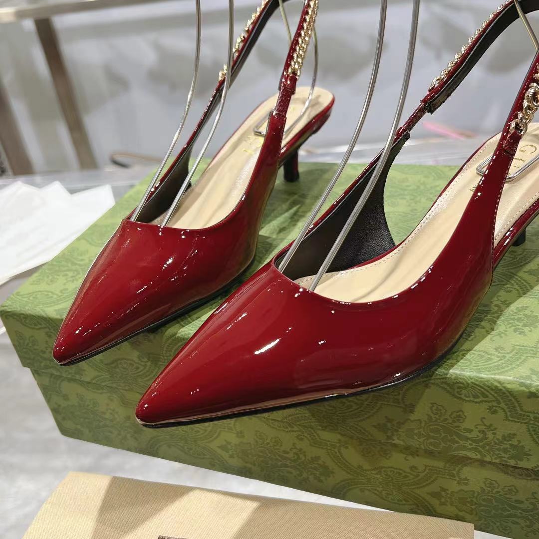 Gucci-Women's Pointed Silver small letter low heeled shoes