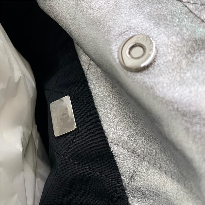 Chanel-22 bag silvery