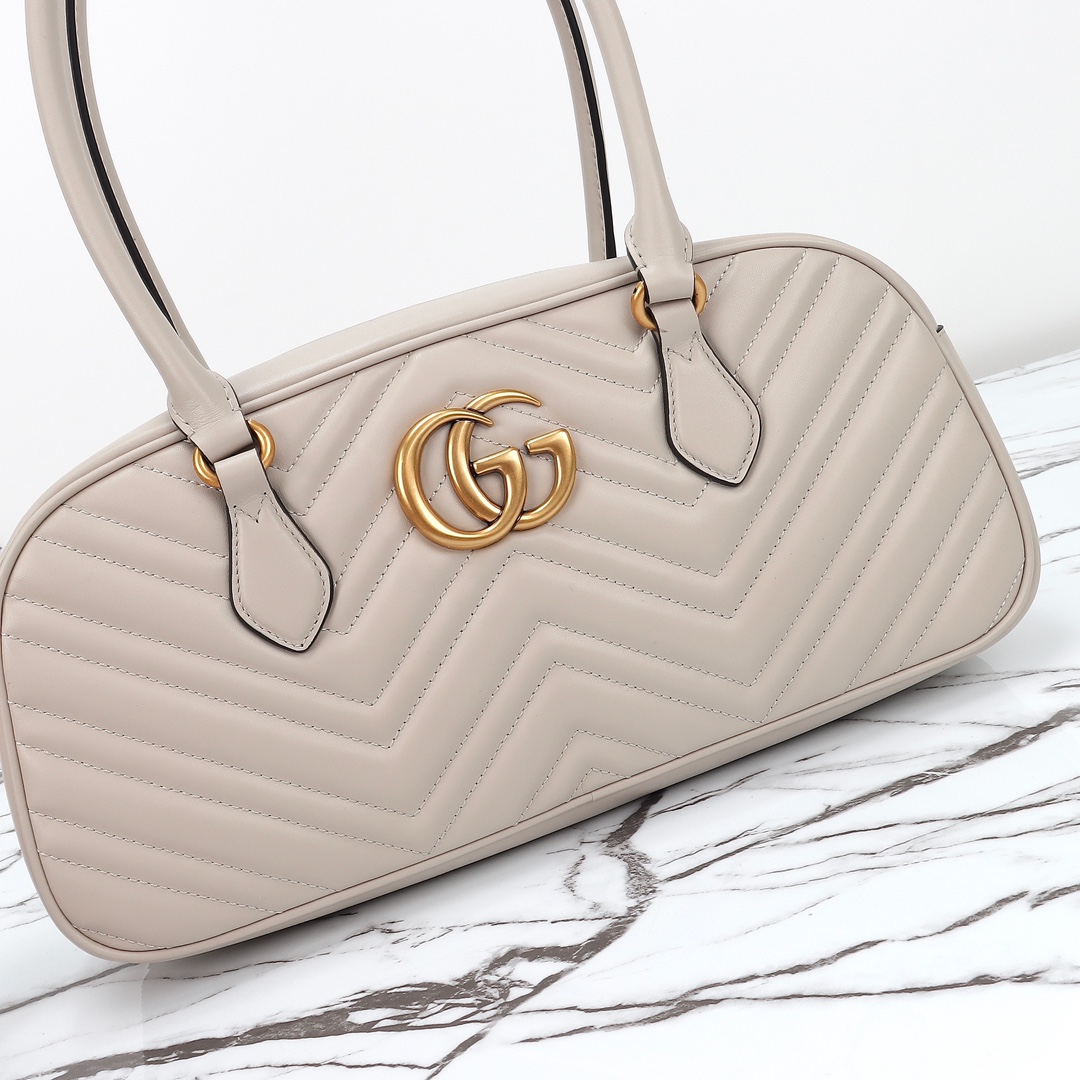 GUCCI-GG Marmont Series Medium Handbag