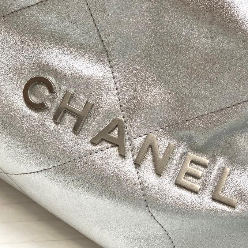 Chanel-22 bag silvery