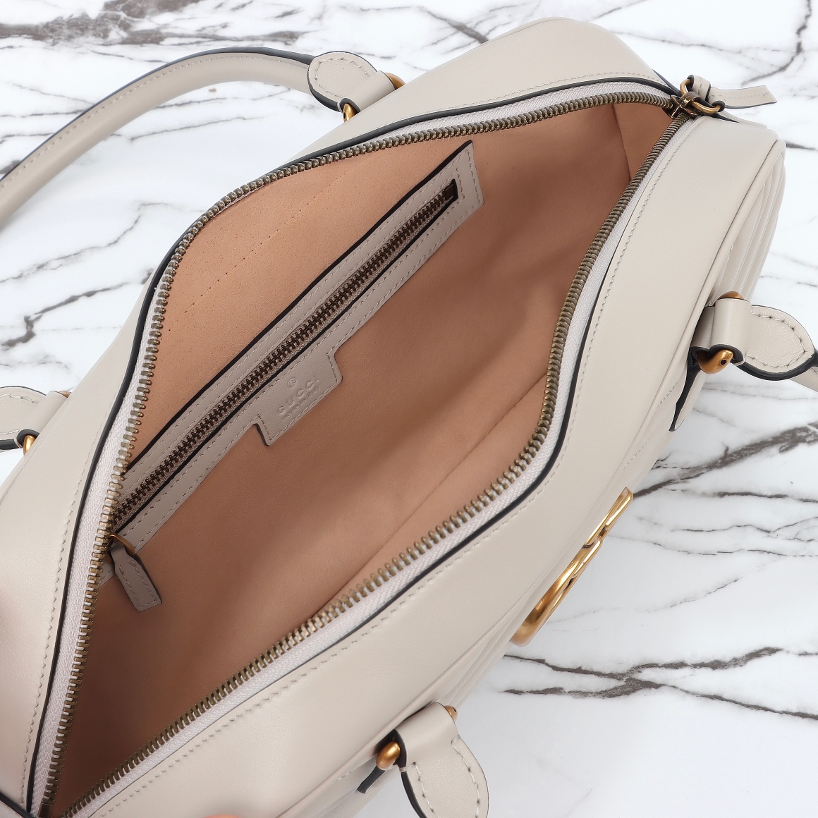 GUCCI-GG Marmont Series Medium Handbag